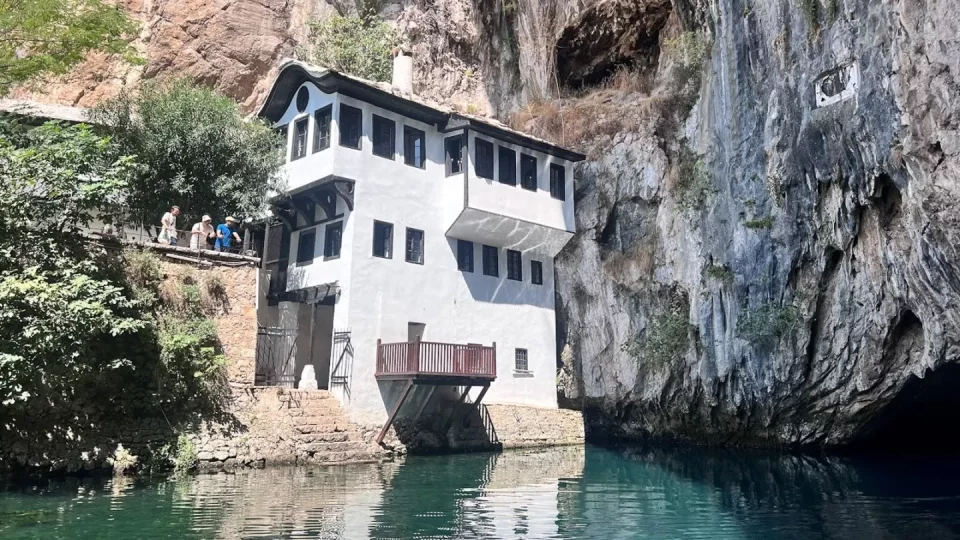 Fotr na tripu 8, Bosna, Slovinsko