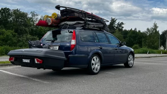 Je vám při cestě na dovolenou vaše auto malé? Řešením může být box na kouli. Vyzkoušeli jsme ho