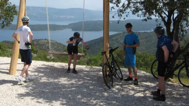 Na kole a lodí po Dalmácii: Tentokrát nás čekal Brač, Hvar a Makarska