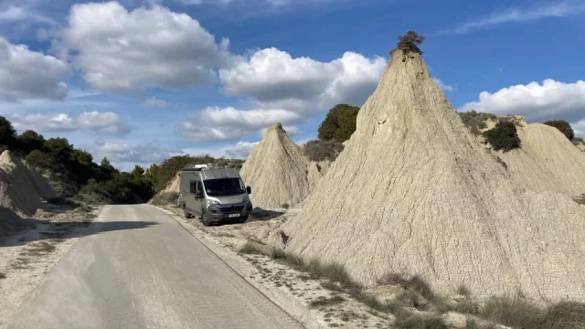 Tenhle „bahenní“ park si uložte do cestovatelského seznamu, budete nadšeni. Město duchů leží opodál