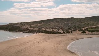 Pláž Prasonisi na Rohodosu má zvláštní jméno, ale na prasata neodkazuje. Jmenuje se po pórku