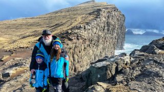 Fotr na Faerských ostrovech a jeho tipy: Co vzít s sebou, jaká místa navštívit a jak se sem dostat?