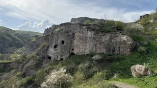 Arménie, skalní město