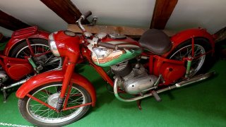 Muzeum historických motocyklů: V roce 1947 jsme měli oficiálně nejlepší motorku na světě!