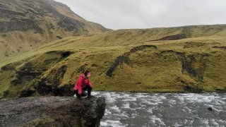 Cesta okolo Islandu, druhý díl: Mohutné vodopády, černé pláže a impozantní ledovce